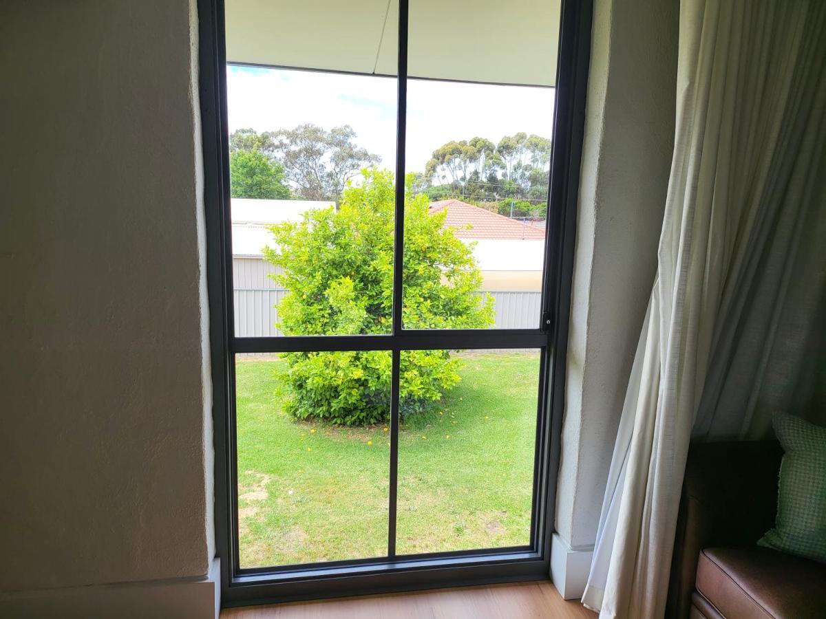 Barossa Weintal Hotel Танунда Экстерьер фото